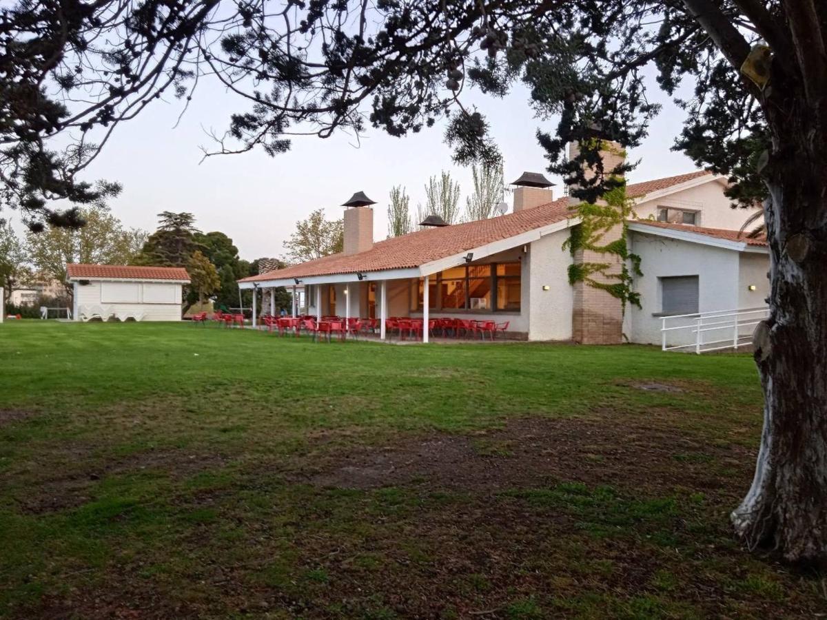 Bungalows Zaragoza Camping Buitenkant foto