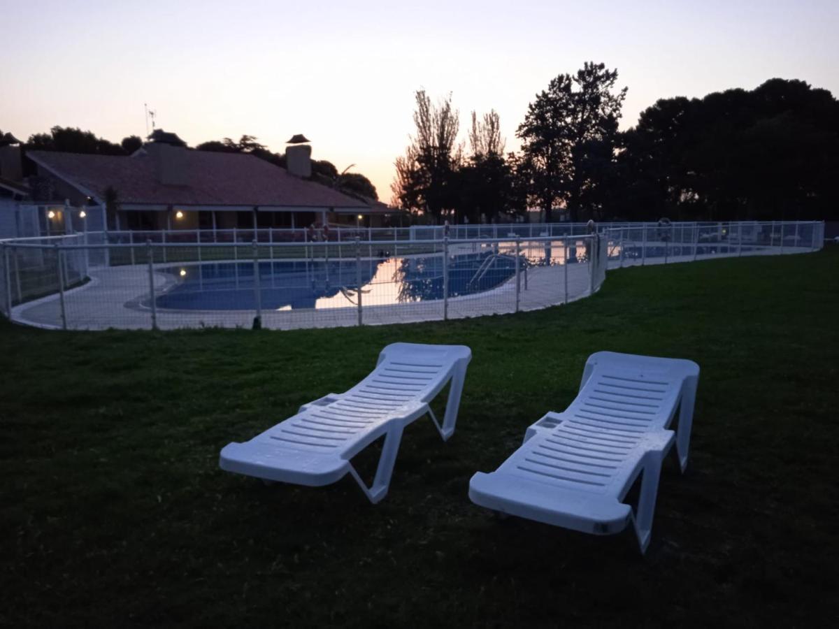 Bungalows Zaragoza Camping Buitenkant foto