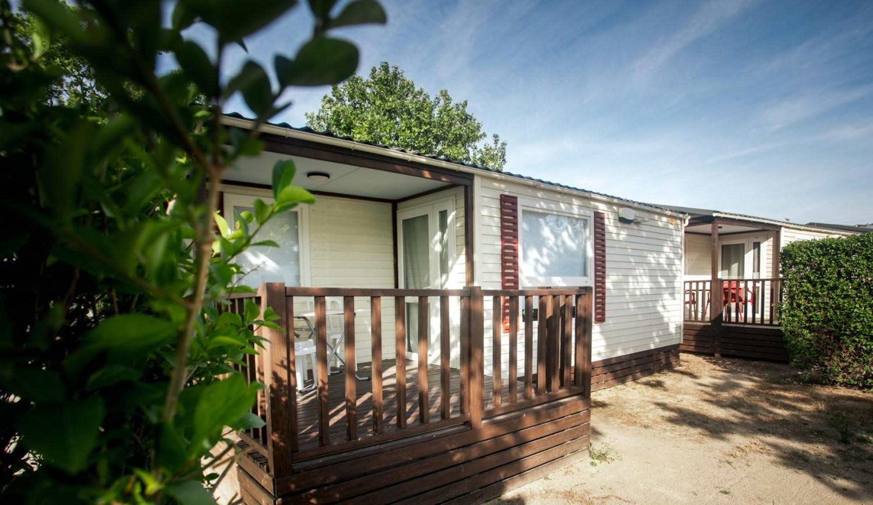 Bungalows Zaragoza Camping Buitenkant foto